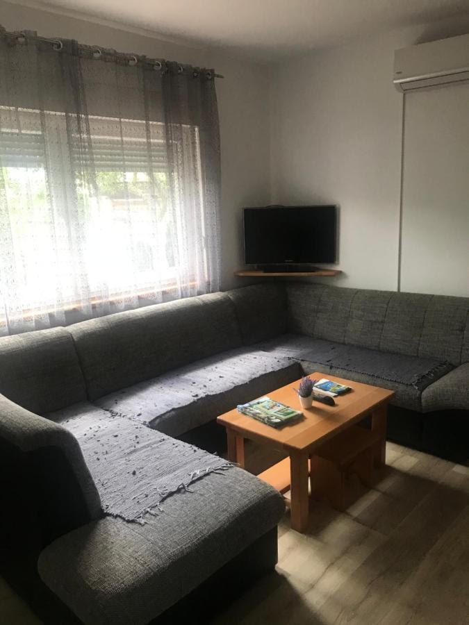 Guest House Josipovic Korenica Luaran gambar